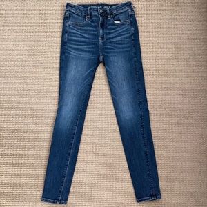 AE Next Level High- Waisted Jeggings Size 6 Regular